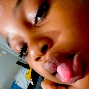 Meet your Posher, Kiley